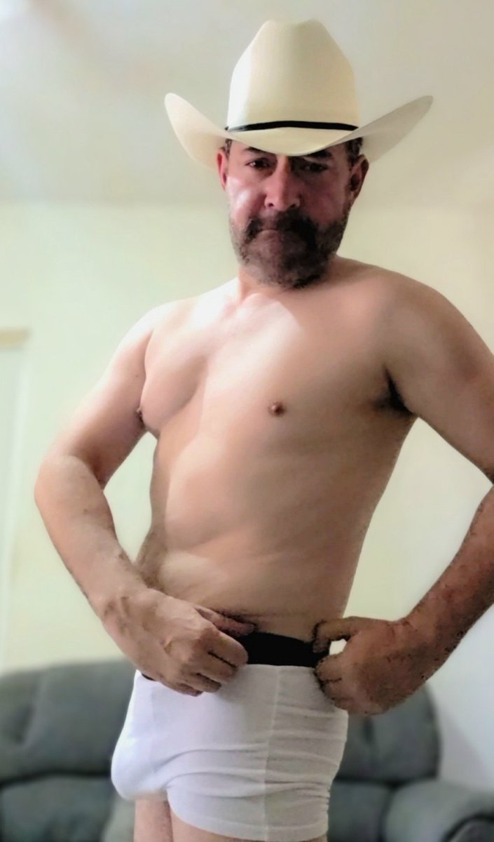 alonsogarzax10's tweet photo. De vuelta a la talla 30 por qué ya andaba llegando a la 34 🥳 https://t.co/UJywOW0rL7