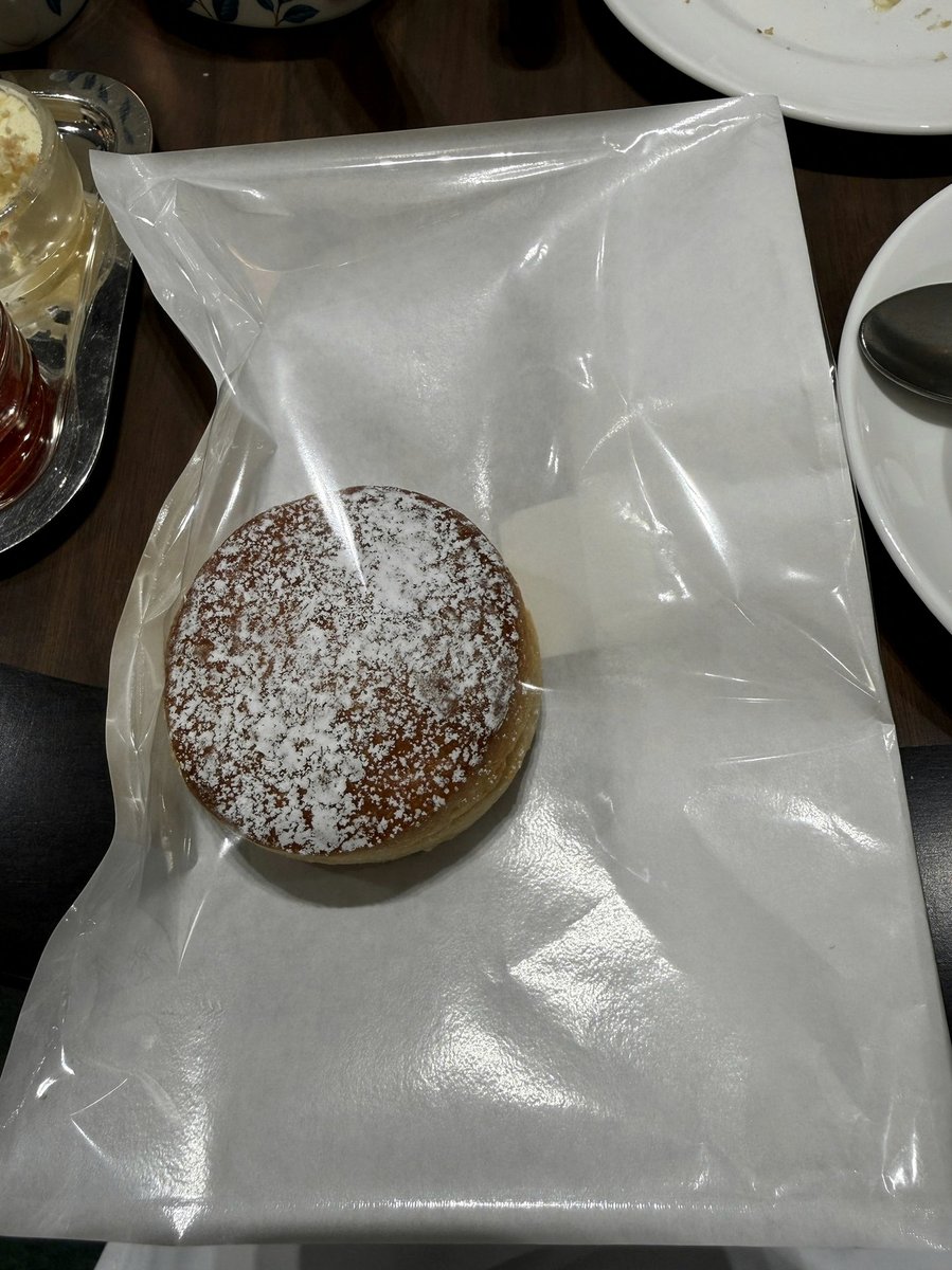 SayMichael's tweet photo. 昨日の胃痛のせいで胃が弱って��気がするから、夜ごはんはお茶漬けにしてみた。数日は負担かけないようにしよう… https://t.co/SLNOhpp9lH