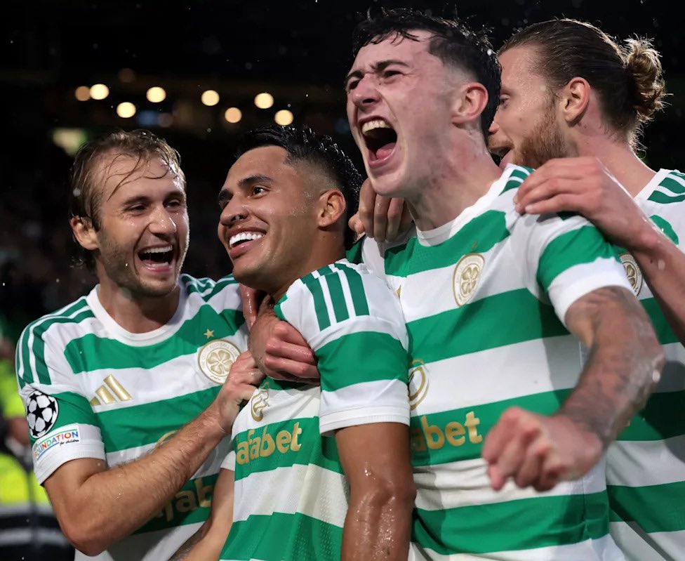 AGCeltic__'s tweet photo. Weekends are fucking shite without Celtic https://t.co/VjFOPFWTlL
