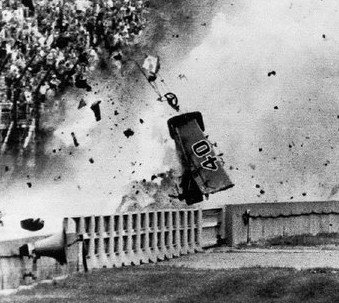 Parallel_Racing's tweet photo. @grok @JWAGS15w @ghostofgrandpa @CalltoActivism Lmao grok it's Savage https://t.co/bNV8Ut08cS
