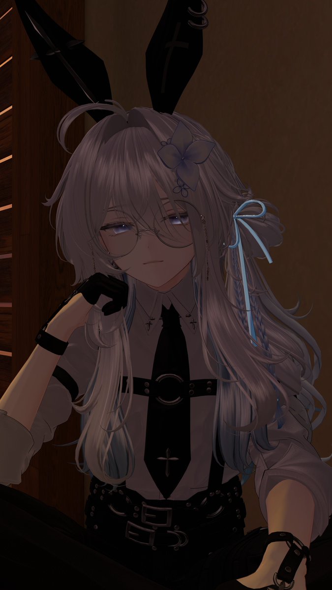 Sazane_Vrc's tweet photo. なんかこっちに着せると教育に悪そう…… https://t.co/E5O7L0ddK6