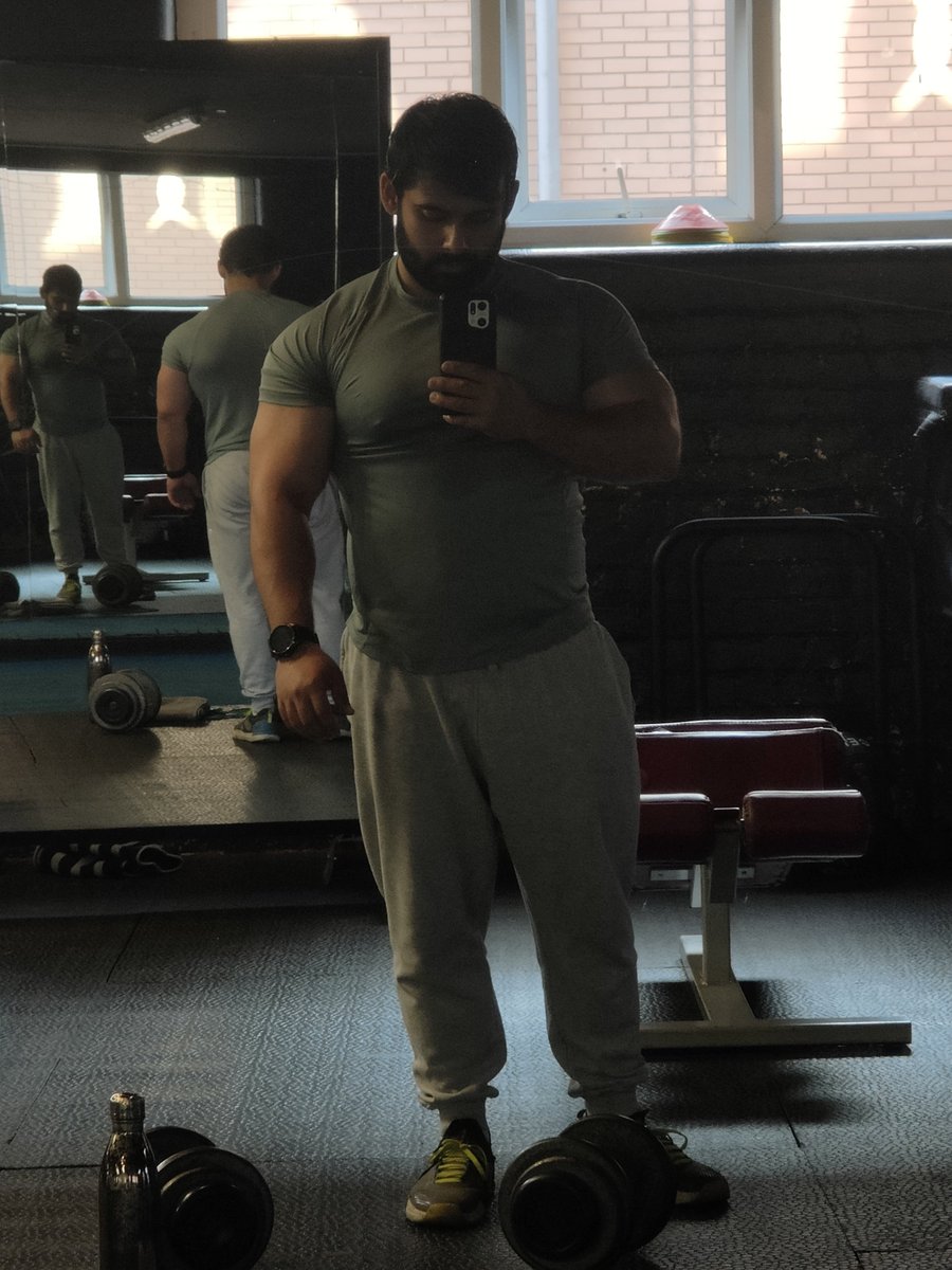 curryinahurry22's tweet photo. I'm not even french but I like participating in this trend 🤭
#LGBTQIAQueeringTomorrow https://t.co/8Mnbcf4yLm