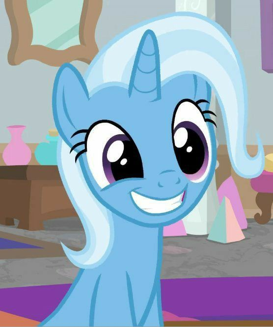 madeofcandyy's tweet photo. can we have cute eyed Trixie back?? I miss her weird lashes https://t.co/UHvRknXPFY