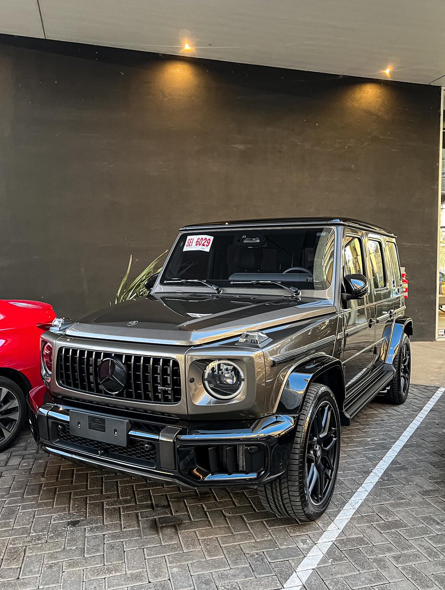 nocarcontext's tweet photo. Mercedes Benz AMG G63 🩶🩶 https://t.co/BHco7YA9DV