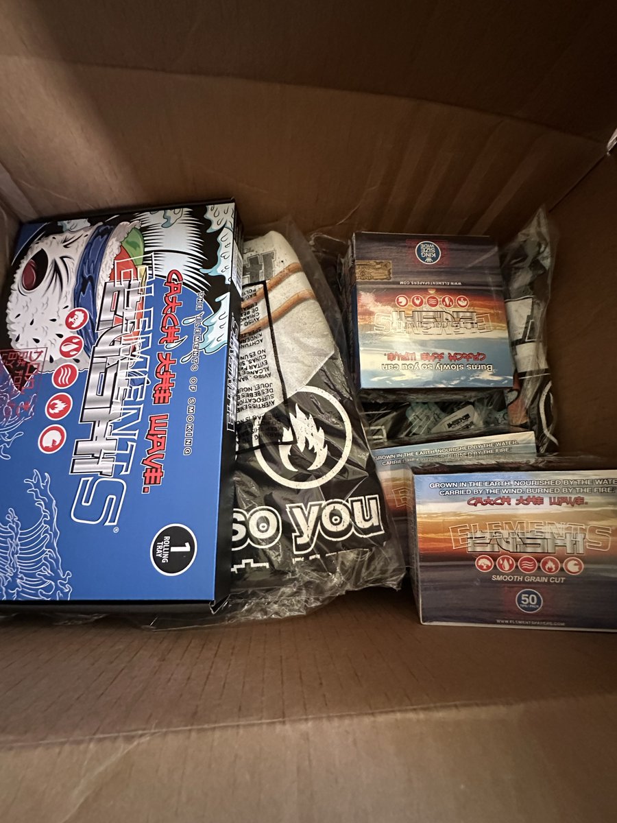 PalateOverHype's tweet photo. Appreciate this @thetenco_ thanks …  ten co box . Time to roll 🆙 https://t.co/45QuxmWfTU