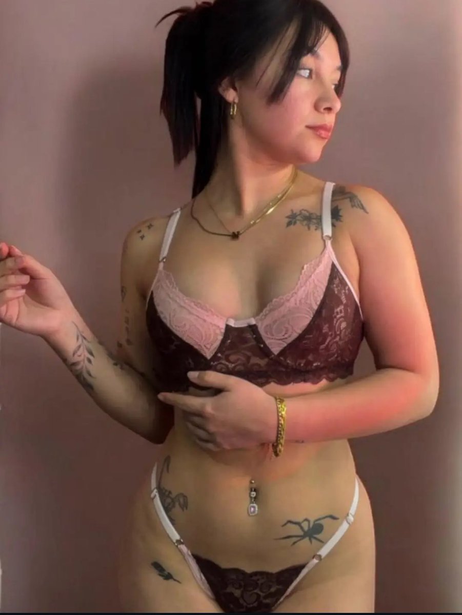 jugodeprincesa's tweet photo. Sigo con sus videollamadas y packs amores míos :3 

Recuerda estoy disponible con lugar https://t.co/iUZoZKtMcI