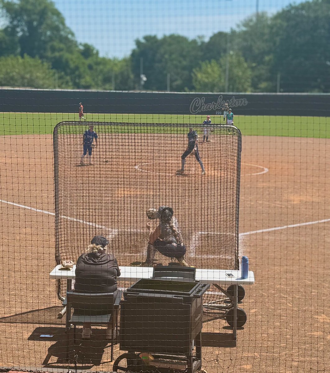 OHDiamonds2010's tweet photo. Camper alert ! 🚨⛺️

Charlie Enderle (2028) had a great experience at the College of Charleston camp! She loved the campus, coaches , town, and really enjoyed hearing from the current players ✊

Great job Charlie ! 
@CharlieEnderle_ @CofCSoftball https://t.co/4i5Wupv6P7