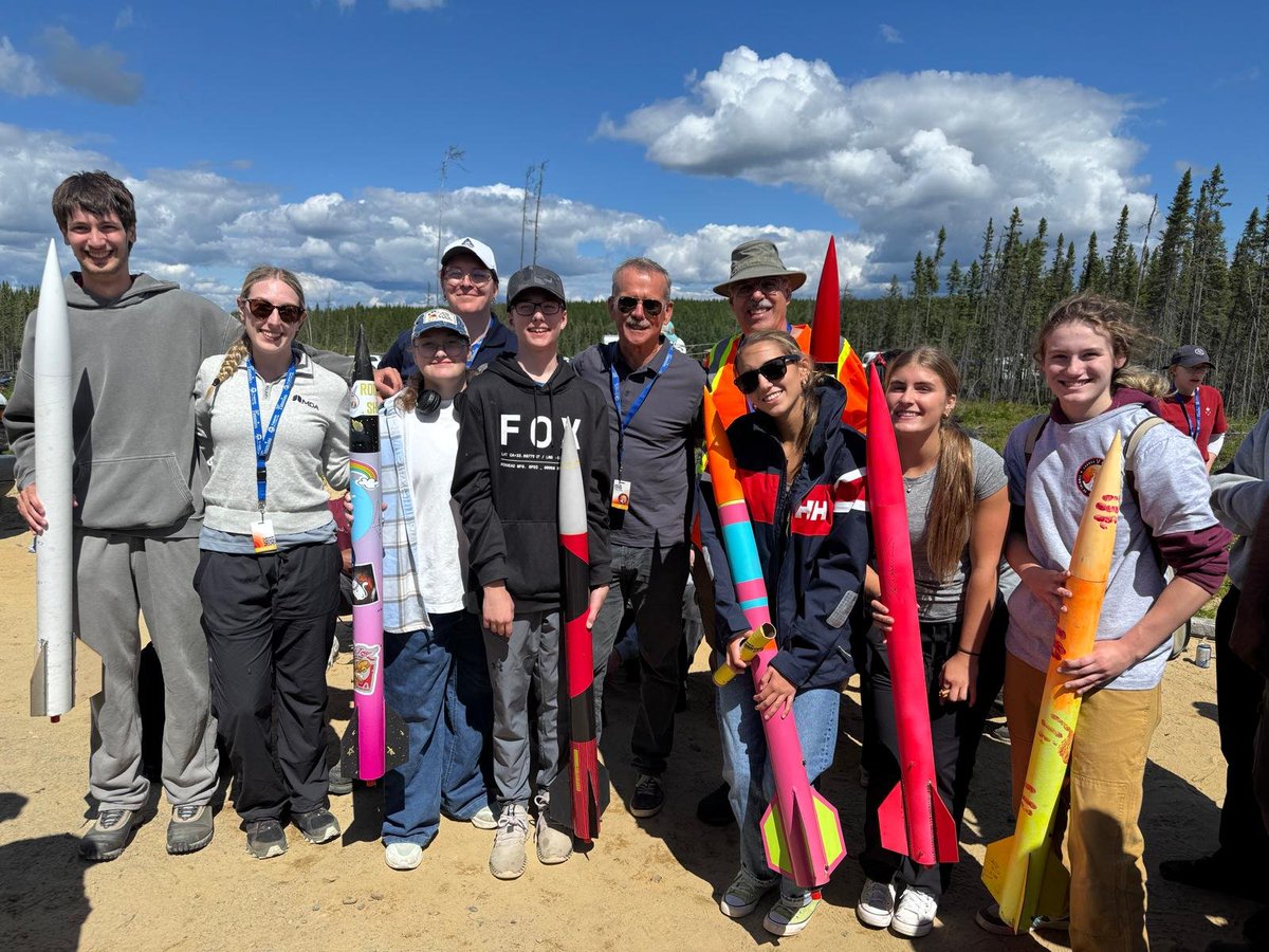 CityOfTimmins's tweet photo. Two aerospace milestones. Both from #NorthernOntario. 🚀

🏆 Waterloo’s Polaris rocket reached 63,497 ft., setting a #worldrecord for amateur liquid-fuel rocketry.

🎈 ÉTS students sent AI wildfire-prediction technology 35 km above Earth from the Timmins Stratospheric Balloon Base.

Canada’s aerospace future is looking up — and more of it is taking off from Timmins. 🚀

Pic: @Cmdr_Hadfield with Launch Canada and Science Timmins teams. 

@csa_asc @Launch_Canada @MarkJCarney @UWaterloo @etsmtl
