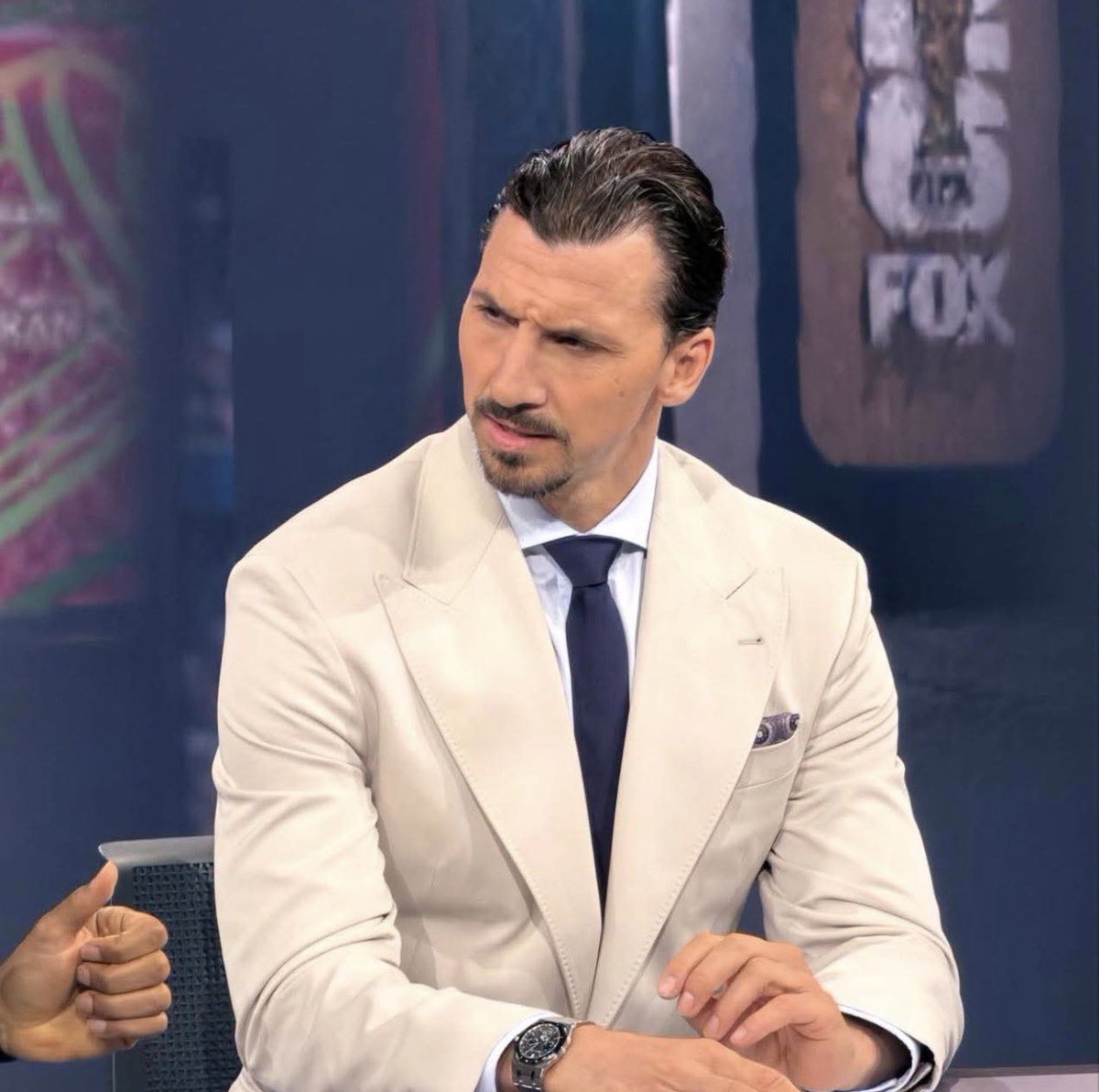 Troy_ft's tweet photo. 🚨 Zlatan Ibrahimović on the Metropolitano turning against Julián Álvarez before he had even touched the ball against Villarreal:

🗣️ Zlatan Ibrahimović: “When an entire stadium turns on you the moment your name is announced, that is not a welcome. That is a verdict.

I watched the reaction when Julián stepped onto that pitch and, honestly, I understand the anger. Atlético fans are passionate. They love their club, they hate seeing one of their own push for a move to a rival, and they have every right to feel betrayed.

But there is another side people forget.

This is a player who has given Atlético goals, sacrifice, big performances and everything he had on the pitch. One disagreement about his future should not erase all of that overnight. You cannot celebrate a player when he gives you everything and then treat him like an enemy the moment he wants a different path.

But Julián also has responsibility.

If he really wants one destination, then stop looking at the floor. Stand up and make your decision like a man. Football does not wait for players who hide behind emotions. You either fight for the shirt you wear and give everything until the final whistle, or you make it clear that you want the door opened and accept the consequences.

There is no comfortable middle ground.

And Atlético must be careful too. A president repeating, ‘He is staying,’ every week does not automatically make the situation stronger. Sometimes you are not keeping a player — you are simply delaying the inevitable.

If the boy’s heart has already moved somewhere else, then negotiate properly. Get the best possible deal. Protect the club. Then let him go with dignity.

Because forcing someone to stay is not loyalty.

And turning your own player into a target every time he walks onto the pitch is not respect either.

Julián deserves respect for what he has contributed. Atlético deserve respect for the badge and the contract. The supporters deserve honesty.

Football is rivalry. Football is emotion. But football should never make us forget that there is a human being standing in the middle of all of it.

If Atlético and Julián are heading for the end, then let it be handled like professionals.

A player is not property. A shirt is not a prison. And respect must work both ways.”

 https://t.co/EFHHQxcoDS