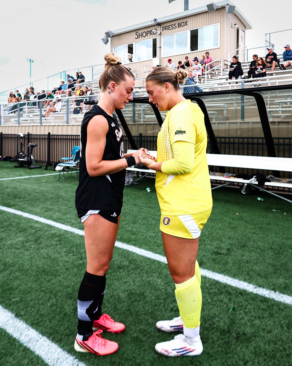 OmahaWSOC's tweet photo. In it together ❤️🖤

#ForThe402 https://t.co/VyegldF6uU
