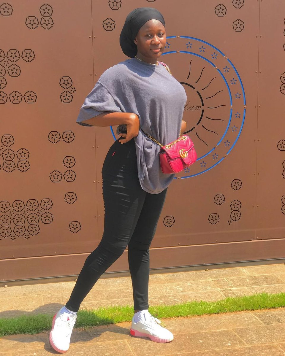 Zainabu_Mahd's tweet photo. Hello🥰 https://t.co/DwW2dPTN3U