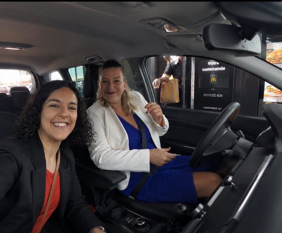 Terapijaaa's tweet photo. Pendant que vous boycottez Mcdo les deux truies LFI donnent de l'argent aux capitalistes et financeurs de genocide 🤣🤣 https://t.co/UpeNwCAJDa