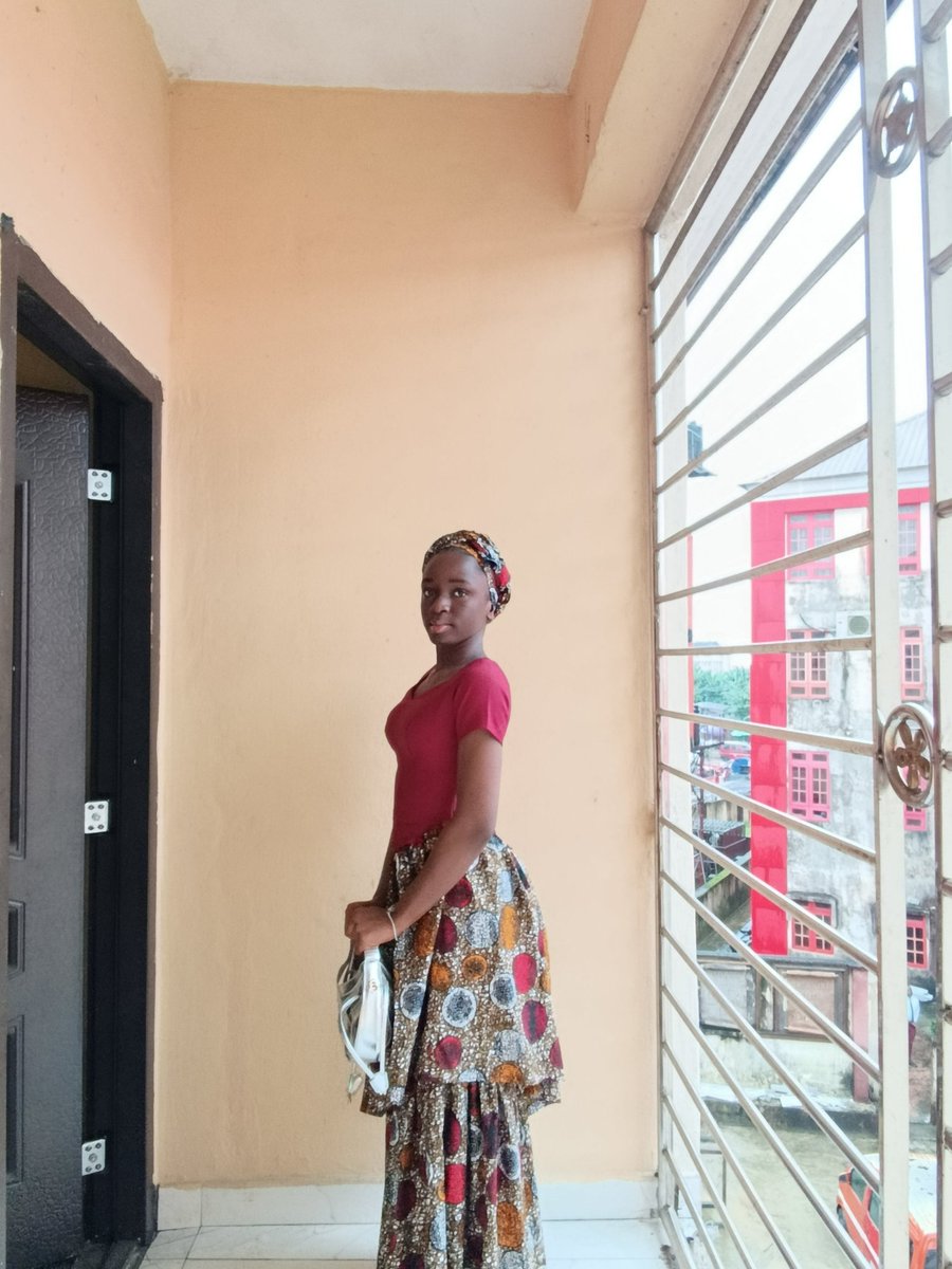 Ndee_Ekwo's tweet photo. It's a good Sunday to celebrate life. ❤️

Outfit from the brand. 🌹 https://t.co/r6eTUy9wbF