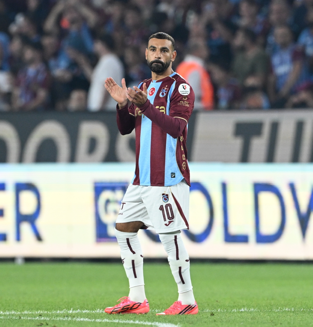 sporx's tweet photo. Andre Onana: "Salah, bizim için çok önemli. Onun mutlu olmasını istiyoruz. Onu mutlu ettikten sonra onun takımımızı mutlu edeceğini zaten biliyoruz."