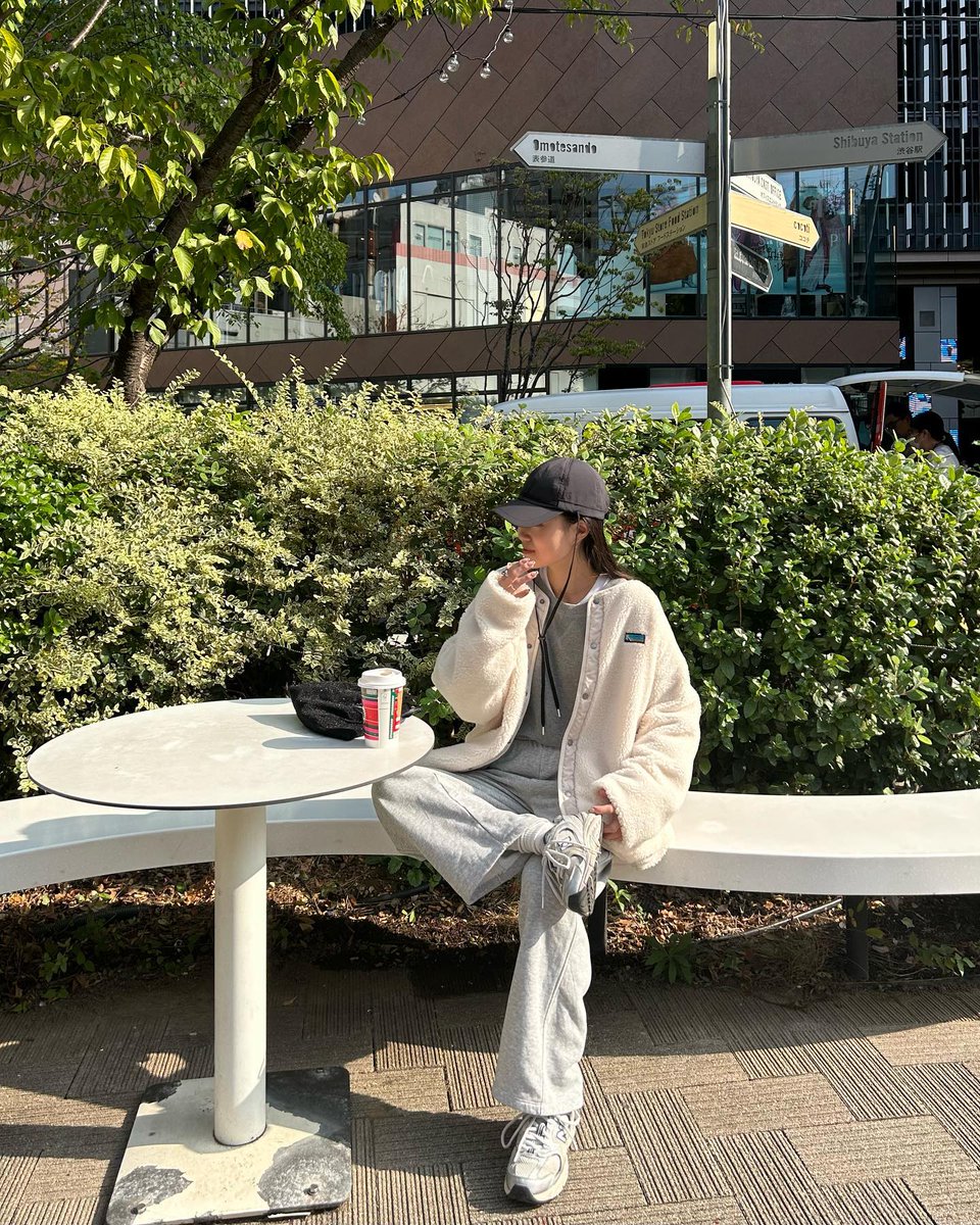 bepgerardo's tweet photo. 他人の評価ではなく、自分の心の声を信じて歩いていこう。ふとそんなことを考えた。 😎
TyAA https://t.co/XEKbUEswfL