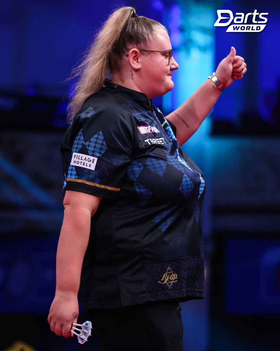 DartsWorldMedia's tweet photo. 🎯𝐏𝐃𝐂 𝐖𝐨𝐦𝐞𝐧'𝐬 𝐒𝐞𝐫𝐢𝐞𝐬♀️
🏹Irresistible Greaves Does The Double

Beau Greaves proved too strong for the rest of the field once again at Event 20 of the PDC Women's Series, as she claimed her 59th title on the tour with a 5-0 win against Aileen de Graaf in the final in Leicester.

'Beau & Arrow' averaged over 91 to storm to yet another first prize in the East Midlands following Event 19 success this afternoon.

Well done @beaugreaves180 !

📰Read More:

https://t.co/T1vDsBEPX9