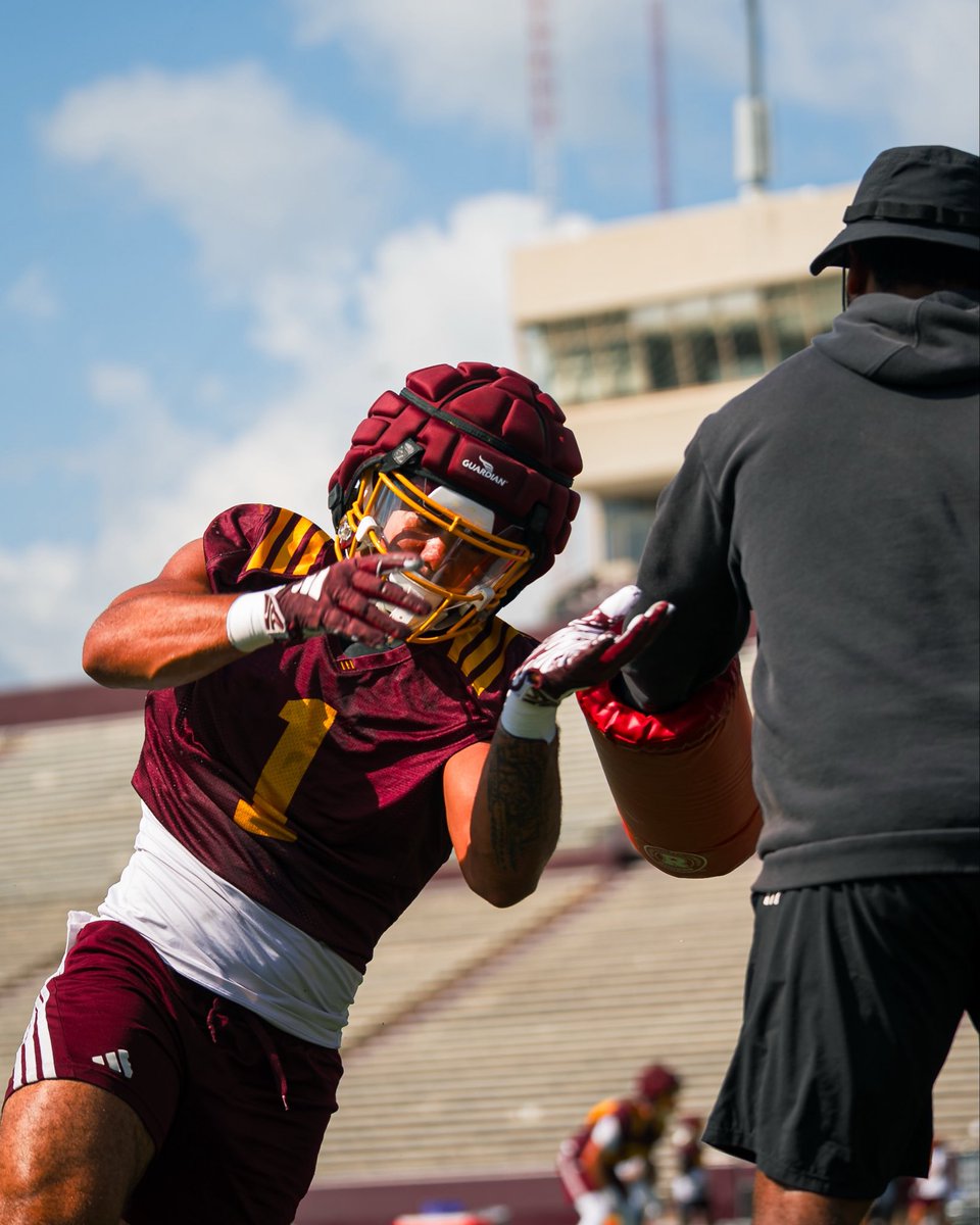CMU_Football's tweet photo. At the office.

#FireUpChips https://t.co/cNKQ4fD3ZB