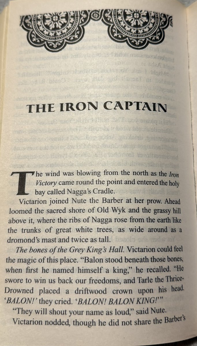jaiytsu's tweet photo. Victorian Greyjoy chapters are fire ya I need him to kill his brother Euron Greyjoy for what he did to his wife. Feel like he is the strongest captain from Pyke. Asha was right she needs him as hand to rule cuz she know they can’t win against the north on land https://t.co/UmEiAfT28S