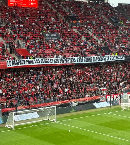 RMCsport's tweet photo. 👀💥 La banderole cinglante des supporters rennais sur la délocalisation du match !

https://t.co/v7HIYkV9Tz https://t.co/75b48uUZys