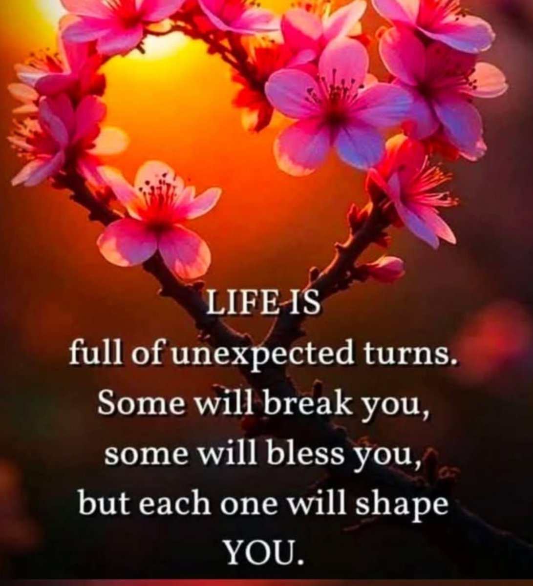 Rammohan_M_Rai's tweet photo. Detours often teach us important lessons and help us grow.. #WeekendInspiration #ThinkBIGSundayWithMarsha #QuotestoUplifttheSpirit #quotestoliveby #LessonsofLife #SuccessFormula #success #possibilities https://t.co/ar34e51Cz5