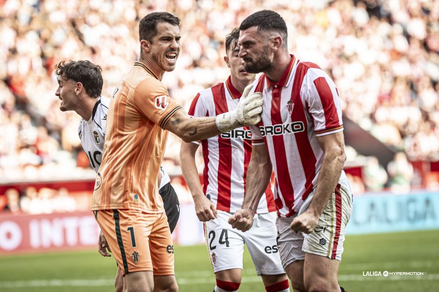 tjcope's tweet photo. #RealSportingBurgos

¡Final en El Molinón!
Sporting 1 - 0 Burgos
🎙️@pabloacebocope https://t.co/H45ea11inX