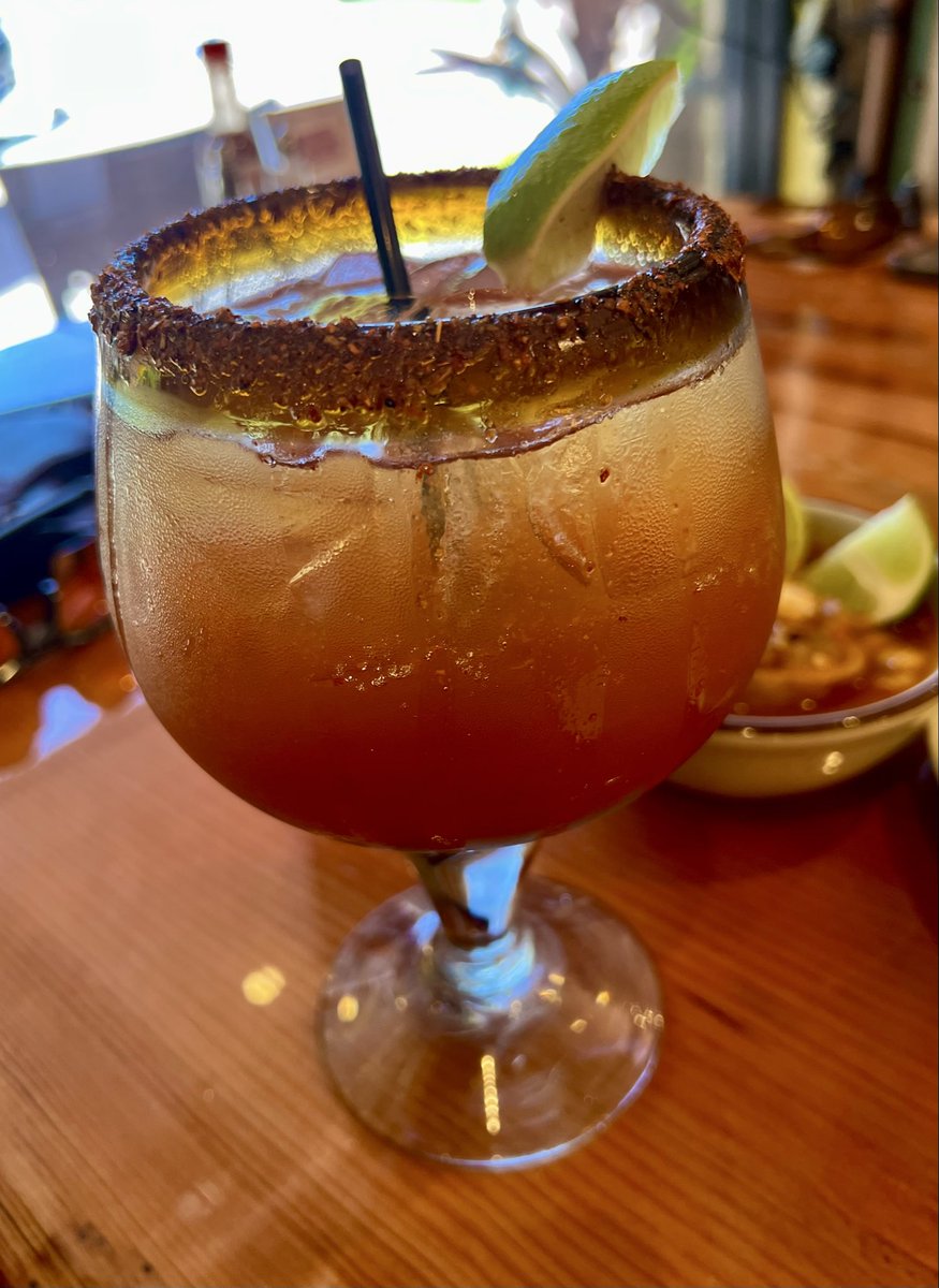 cigarsmoke's tweet photo. Now that’s a #michelada 🍺🍅@CervezaModeloMX having a brunch at Hacienda Tapatio in @CityofCalabasas good #stogies on deck! #cigarsmoke #smokesignals #cigar #cigars #beerhop #haciendatapatio #beer https://t.co/97UmnkxTVC