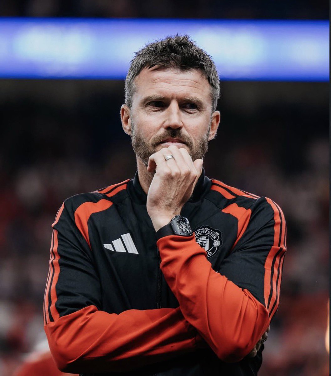 UtdWrestlinTalk's tweet photo. 🚨🗣️- Fabrizio Romano:

“Manchester United are LOOKING to bring in a NEW left-back asap 

“It’s a position Michael Carrick wants to cover, and they are expected to be BUSY on this in the coming days.” 👀 

[@FabrizioRomano] https://t.co/2E2zfhdyMC