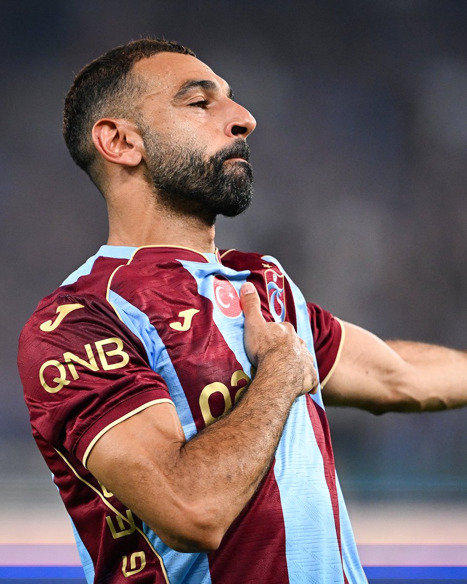 brfootball's tweet photo. Mo Salah scored his first goals for Trabzonspor in a 2-1 win against İstanbul Başakşehir.

What an entrance 👑 https://t.co/nfkrHGR2In