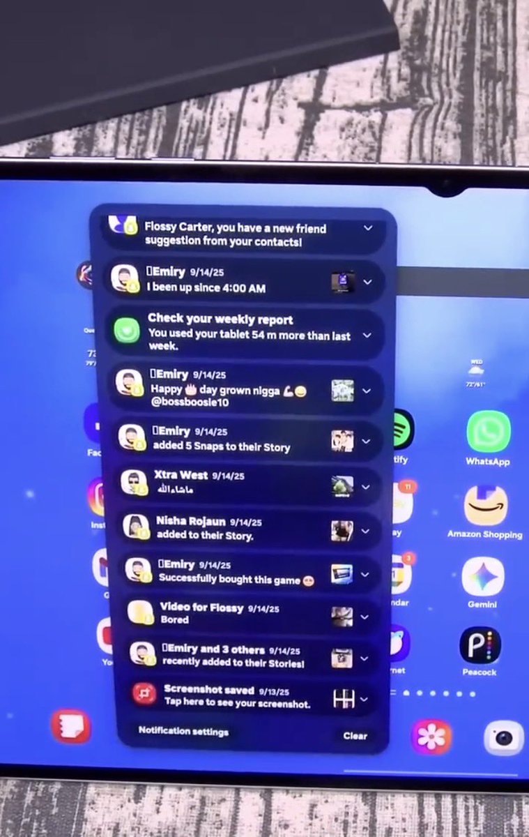 228Emiry's tweet photo. Flossy Carter cause he has me added on Snapchat and I seen my name on his notification panel on his Galaxy Tab S11 Ultra video from almost a year ago https://t.co/HUPQI7p635