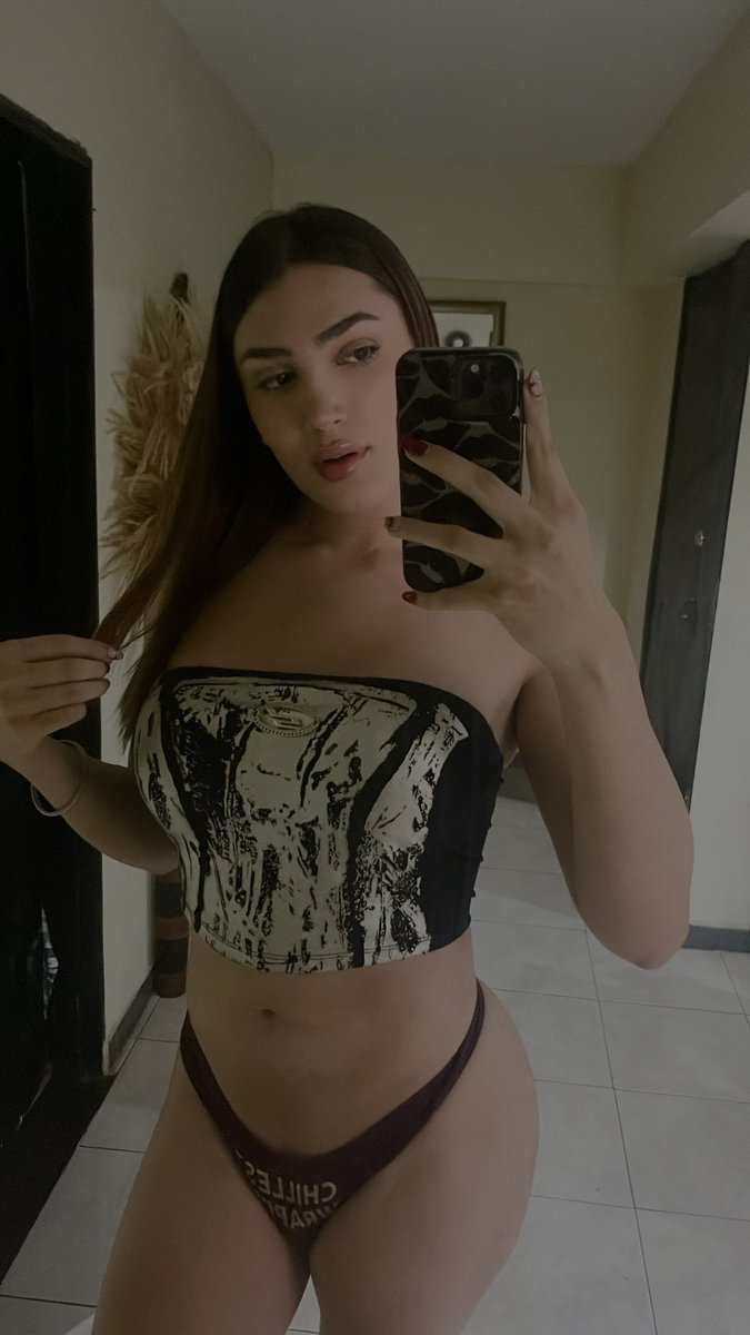 summerrodarius's tweet photo. Obviously that'll be me.
#trans 🏳️‍⚧️🙂 https://t.co/iQXF2MY7AX