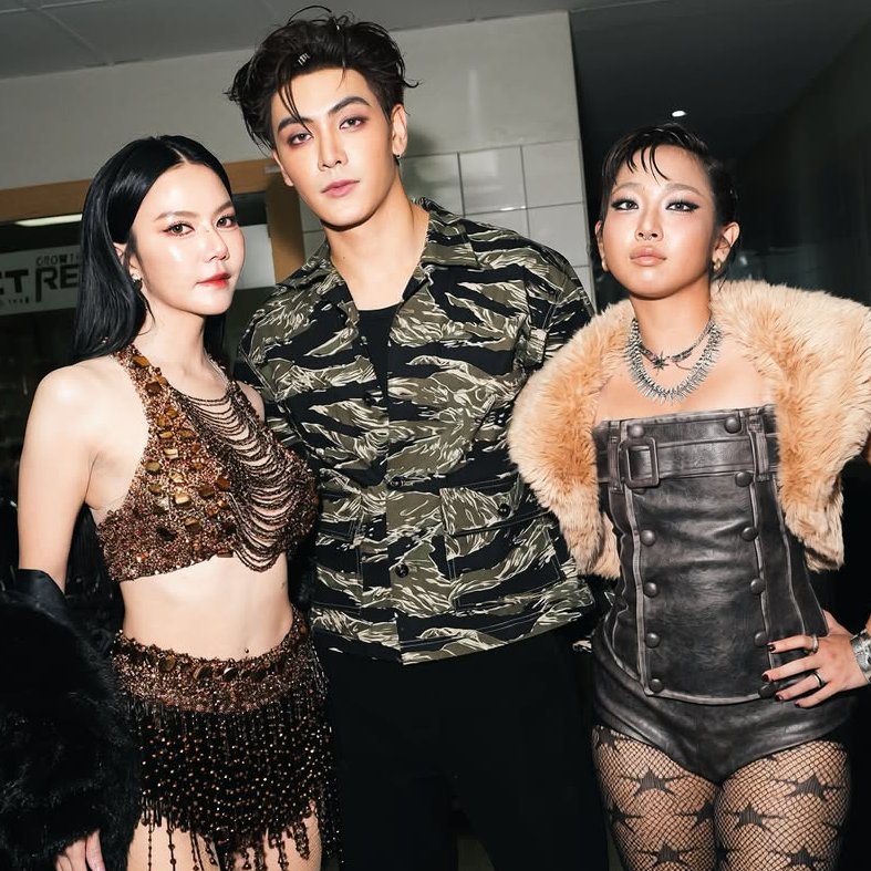 sarittajd0110's tweet photo. YEEEES SLAYYY MY DIVAAAS https://t.co/wCJWey2rP8
