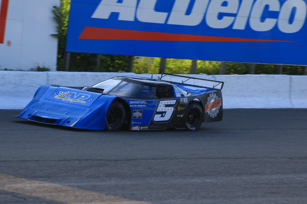OSCAARRacing's tweet photo. OSCAAR would like to give a shout-out to JRS Auctions Oscaar Super Late Model Series presented by Just Foam it drivers Jake Sheridan and Brad Pearsall for making the trip to Owosso Speedway to race on Saturday in the Ron Hauser Memorial.

Jake with a runner-up at Owosso Speedway. https://t.co/98vkJYpTPF