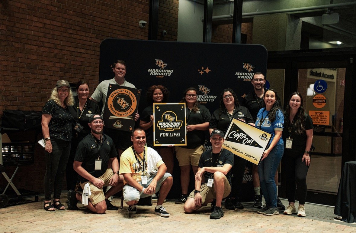 MarchingKnights's tweet photo. We love having our MK Alumni celebrate the end of camp with us! Thanks for joining in the fun! 🖤⚔️💛 https://t.co/pwEgW3fbVX