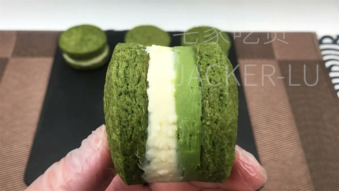 MLahetta's tweet photo. Just baked the fluffiest matcha scones with homemade white bean paste — warm, buttery, and the perfect weekend small win https://t.co/spn7kdHzSk