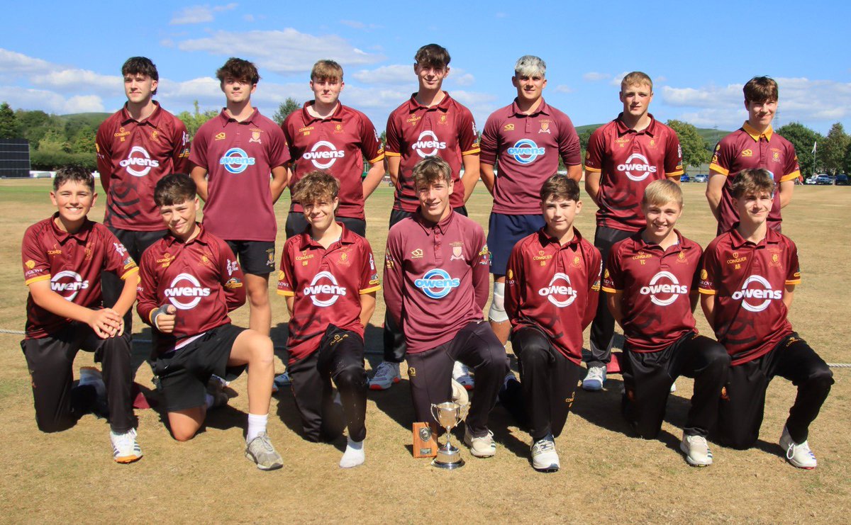SWJCL's tweet photo. Well played to both teams. The player of the match was Matthew Hines of @PontarddulaisCC for his run a ball 43 not out. https://t.co/ej2vj5mGU7