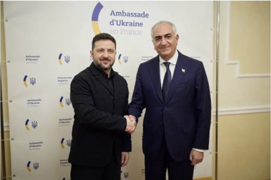 PersiaUnbound's tweet photo. @PahlaviComms @Ed_Miliband @andyburnham Thank you President Zelensky! @POTUS @VladimierPutin @

#RussiaGetOutOfIran #RussiaGetOutOfUkraine https://t.co/GRLj0I17ml