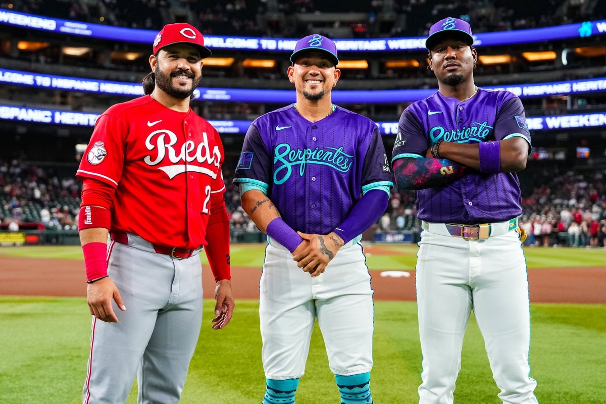 Dbacks's tweet photo. So good to see Geno this weekend 💜 https://t.co/w5RsSK1LC1