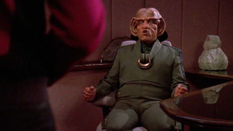 jaden1342's tweet photo. DAY 1️⃣2️⃣5️⃣3️⃣ OF RETWEETING UNTIL @paramountplus ANNOUNCES A #STARTREKLEGACY SERIES WITH @TerryMatalas AS SHOWRUNNER!
THE SHIP GETTING TAKEN OVER IS DEFINITELY A THING - SO IS TAKING IT BACK.
CONTINUE TO #BELOUD🖖 FOR MORE 25TH CENTURY TREK! https://t.co/51RRyBw4Co