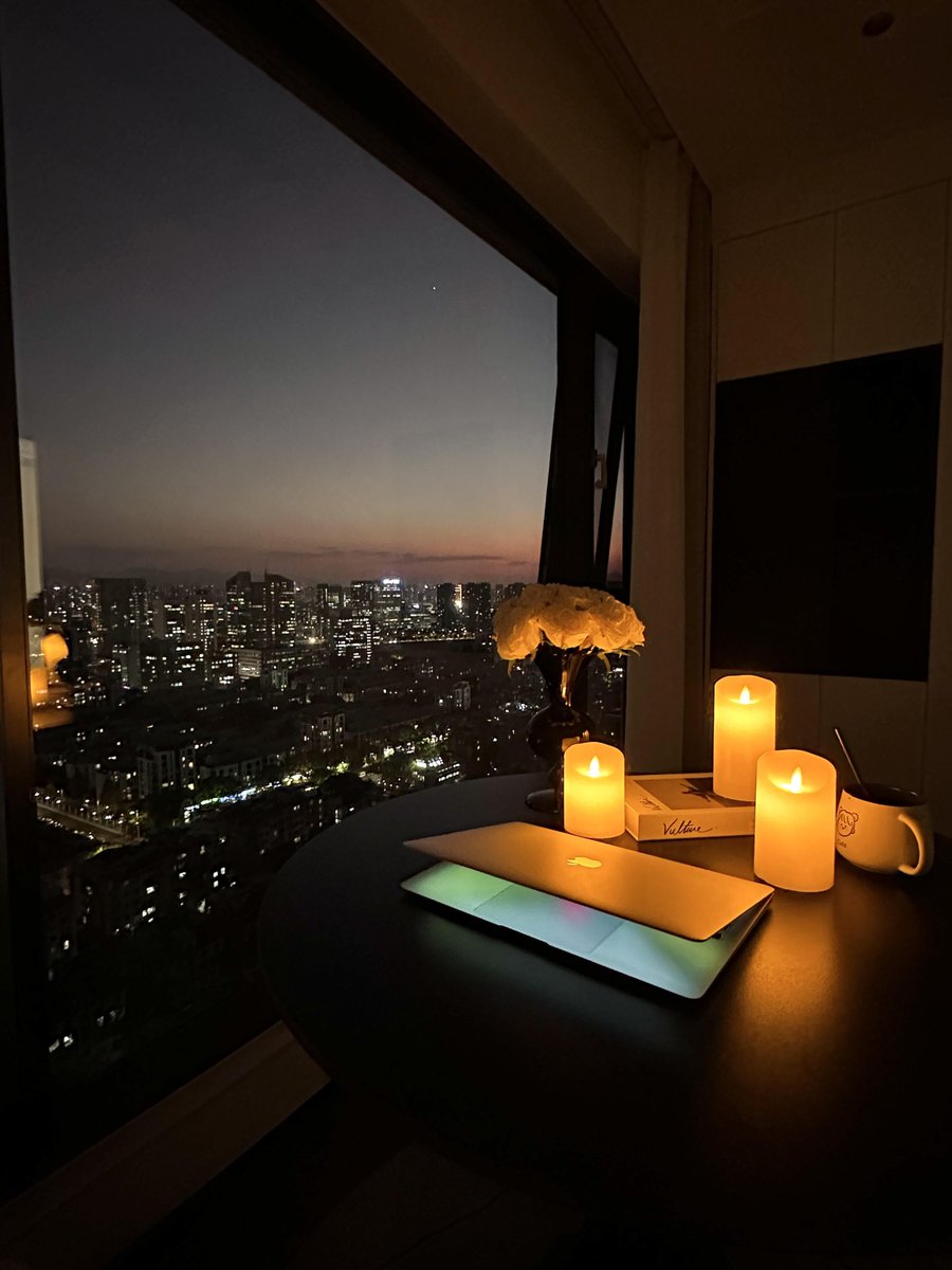 Hemasenthil7's tweet photo. Missing my person across the miles, but a quick text, a shared playlist, and a late-night video call make the distance feel so much shorter. Love always finds a way to stay close.， https://t.co/JhW1tWN3JQ
