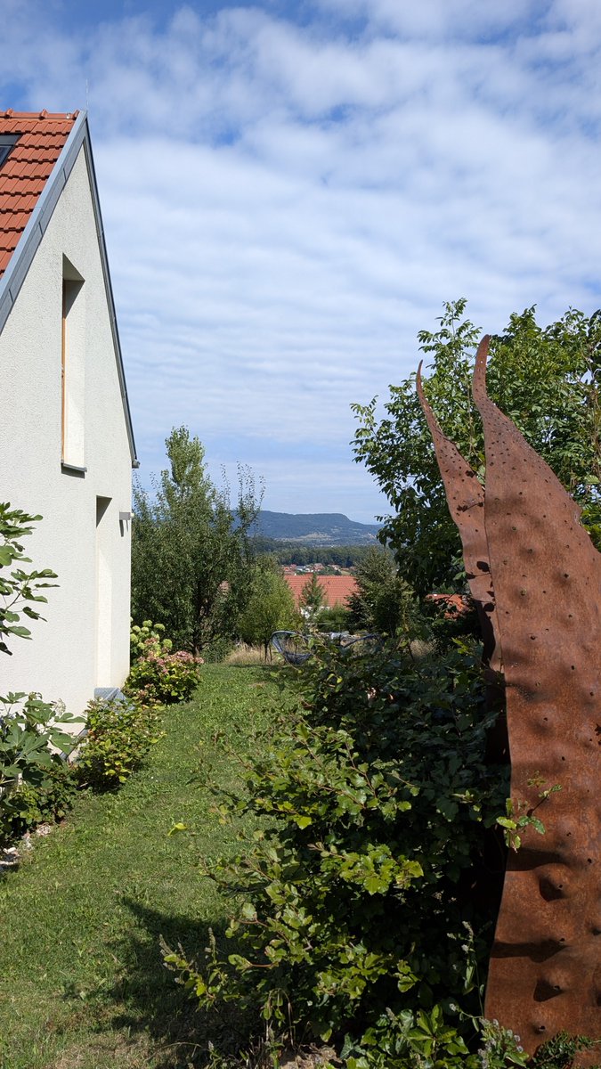CarFreiTag's tweet photo. Heute zuerst beim Haus im Weingarten... #daheim https://t.co/Xv32SdF1lb
