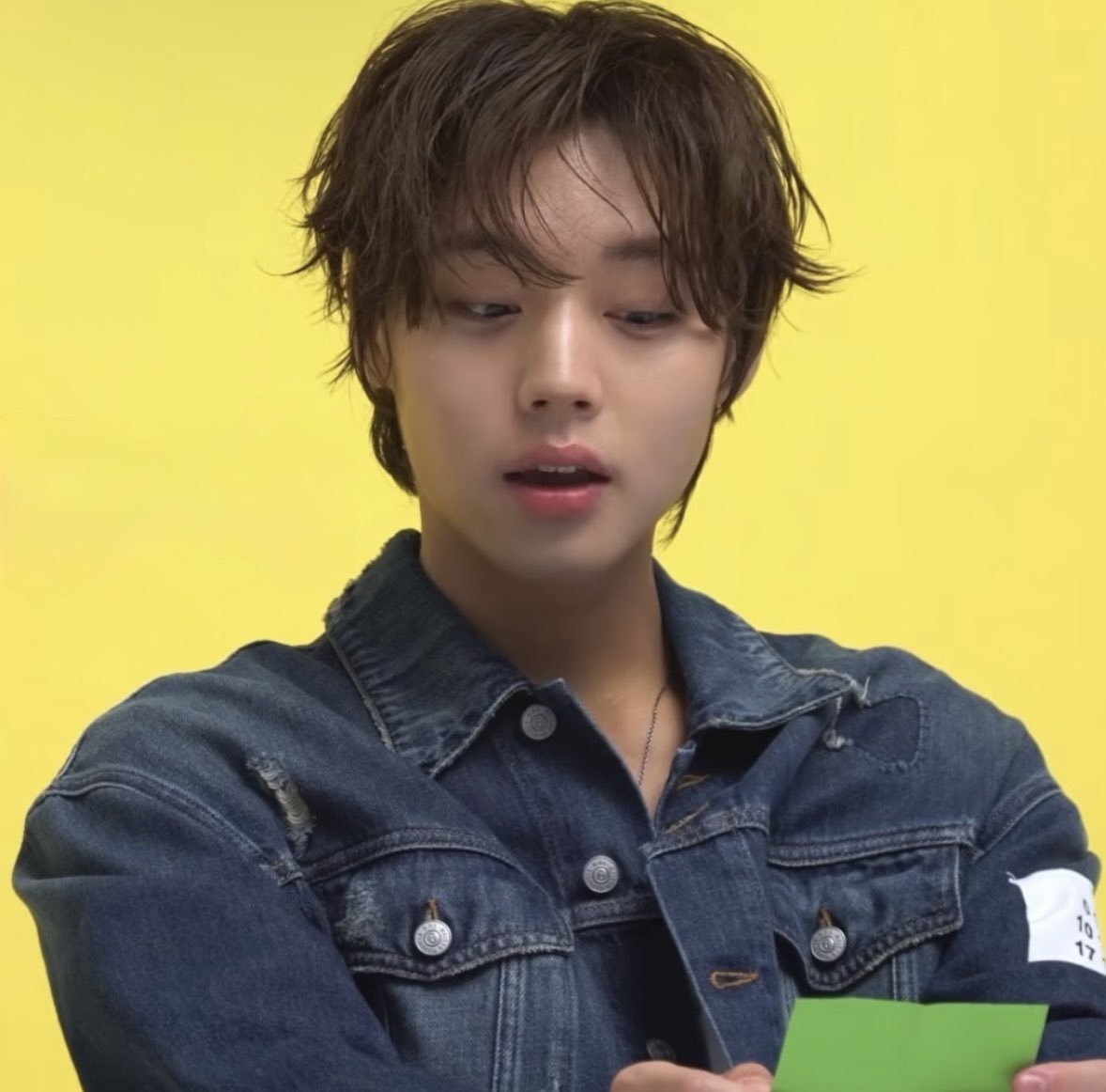 Winggoo__'s tweet photo. 가만 생각해보면 진짜 청이 너무 잘어울림,,
청 입을 때마다 소녀웃음이 막 나옴,,//// https://t.co/nCa6VOPeh2