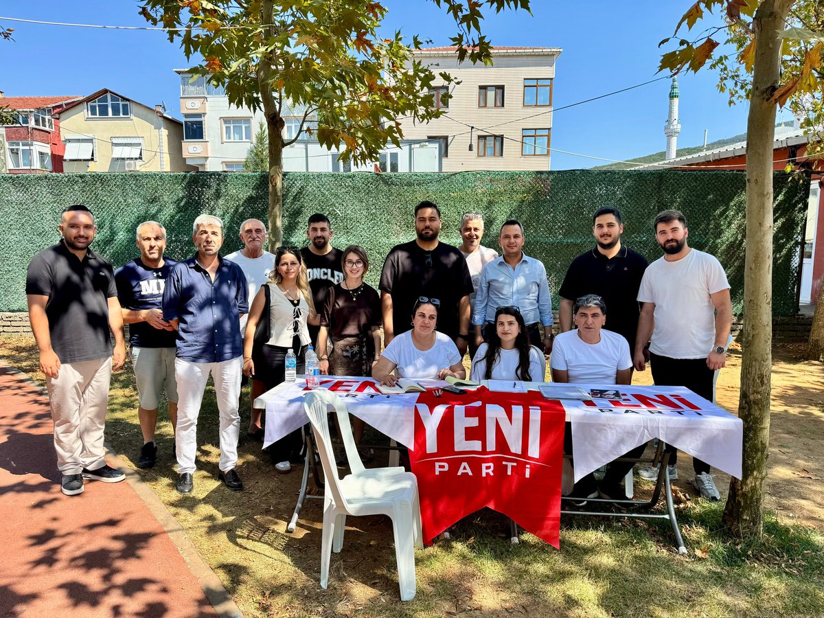 avdizdaroglu's tweet photo. Ataşehir’in 17 mahallesinde sahadayız!

Her geçen gün daha fazla komşumuza ulaşıyor, YENİ Parti ailemizi büyütüyoruz.

Durmadan, yorulmadan, Ataşehir’in dört bir yanında çalışmaya devam ediyoruz. https://t.co/WuYpOT0mON