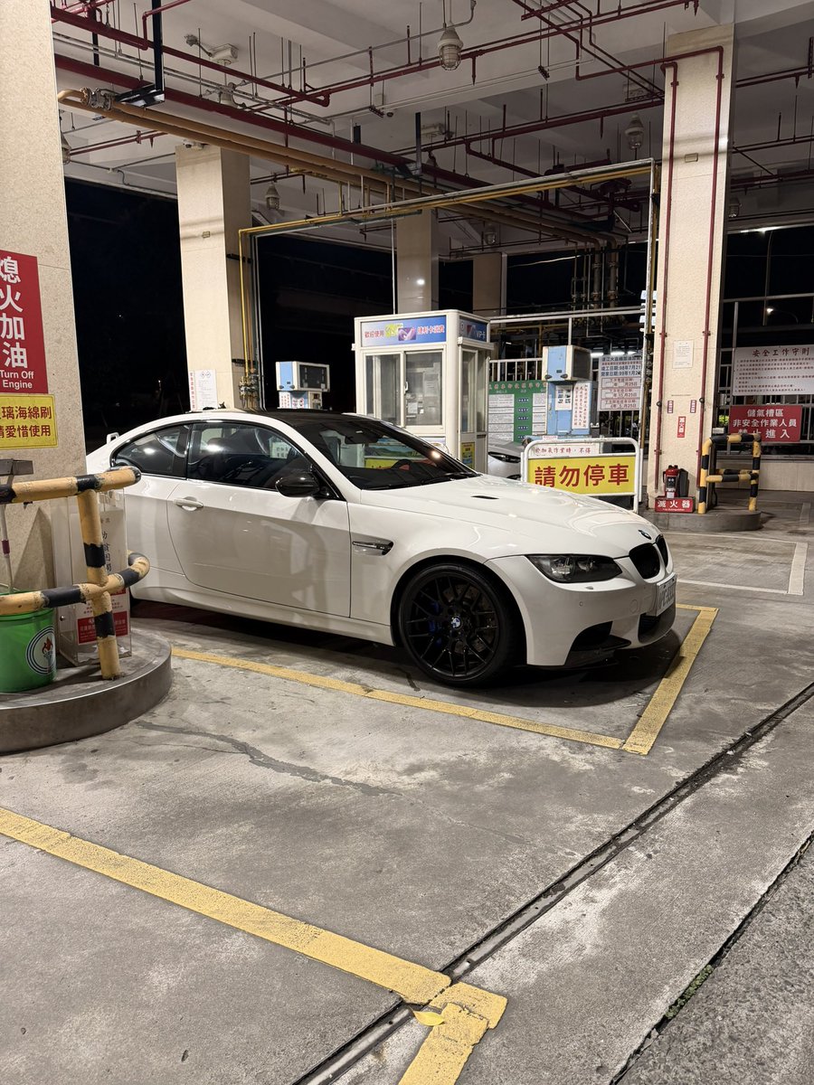 alpine_whitem3's tweet photo. ⛽️ https://t.co/IE9ROmB6x0