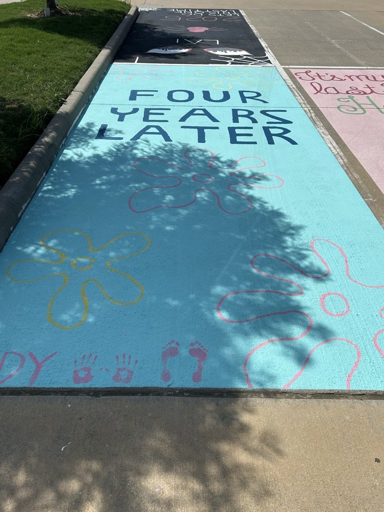 IowaColonyHS's tweet photo. It’s officially time for the Class of 2027 to leave their mark on the Iowa Colony High School campus! Our seniors spent the weekend getting creative and transforming their parking spots into one-of-a-kind works of art.
#ICHS #PioneerPride #ClassOf2027 #TrailBlazed #SeniorYear https://t.co/FWpOX6jtgj