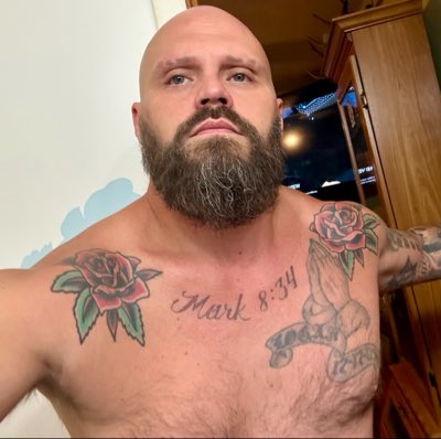 Biggoldingdong's tweet photo. #NewProfilePic https://t.co/BAwX2lok1n