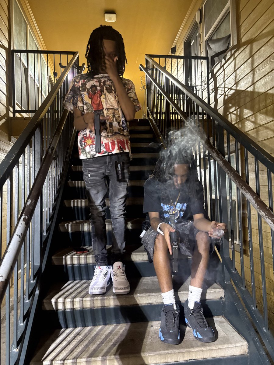 lilb762_'s tweet photo. MyDay1 💥🩸 https://t.co/yehYy5uM1j