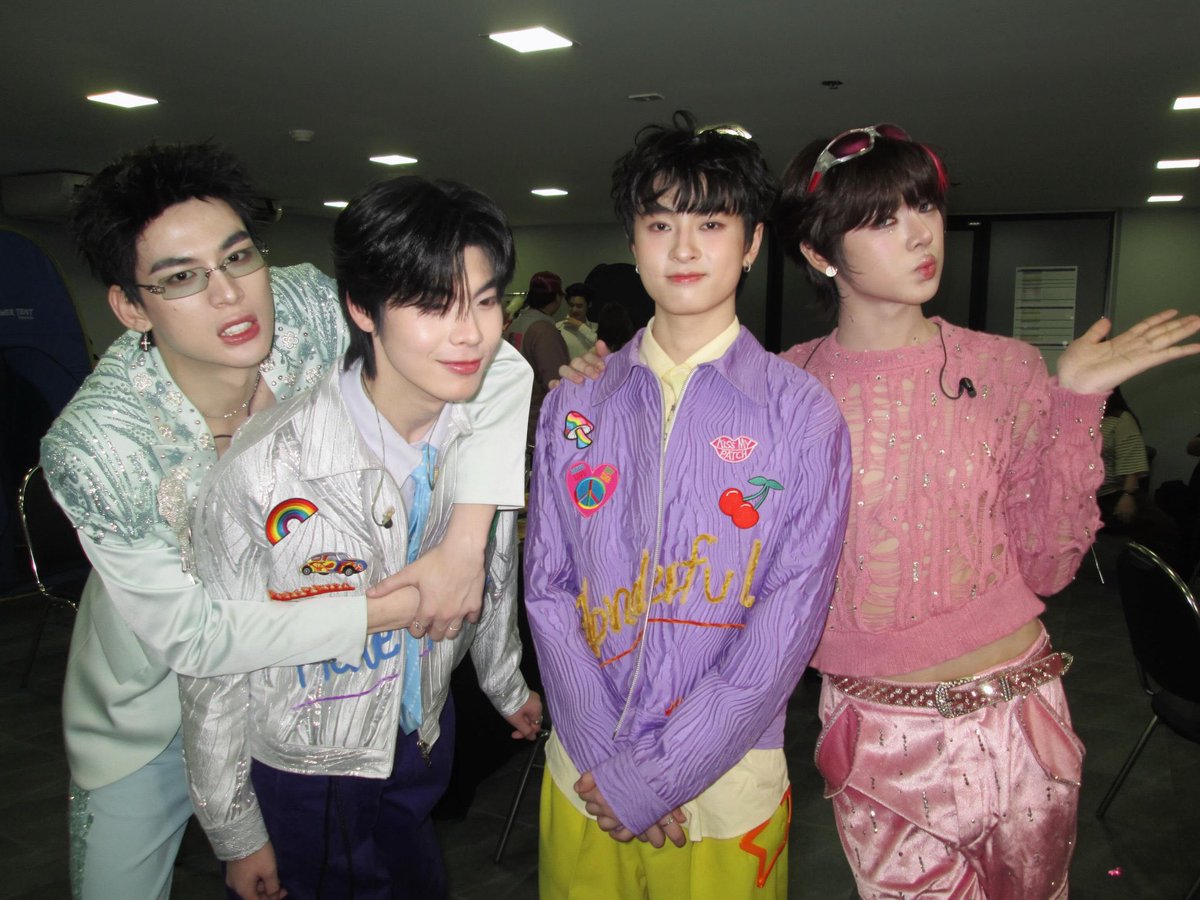 novexmoon's tweet photo. ใครเข้าใจบ้างน้อ 🥺💘✨ https://t.co/rKTZaSgA48