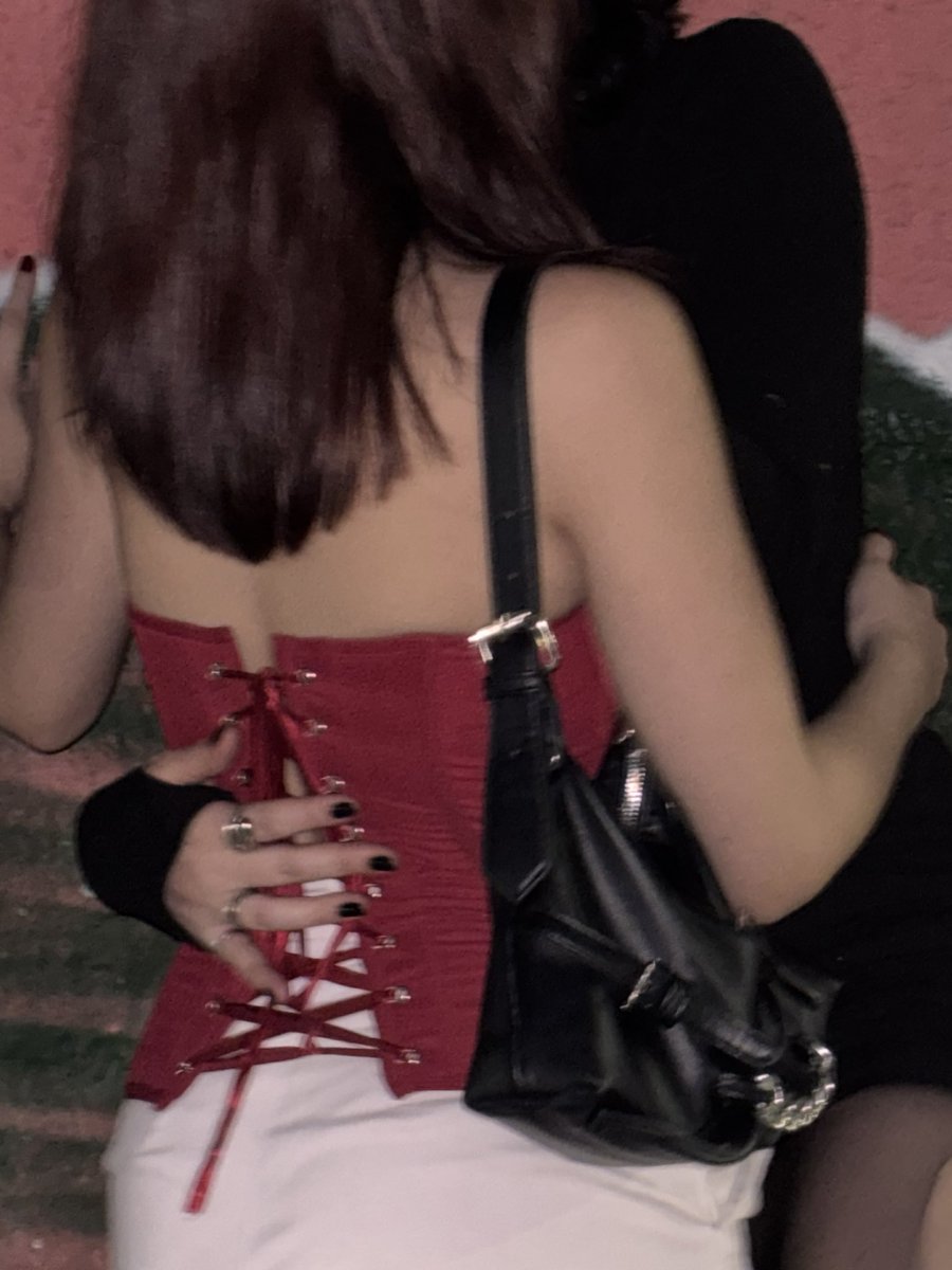 catagarina's tweet photo. eu i amor (oliverrrrrr https://t.co/f1QRcdT1ZV