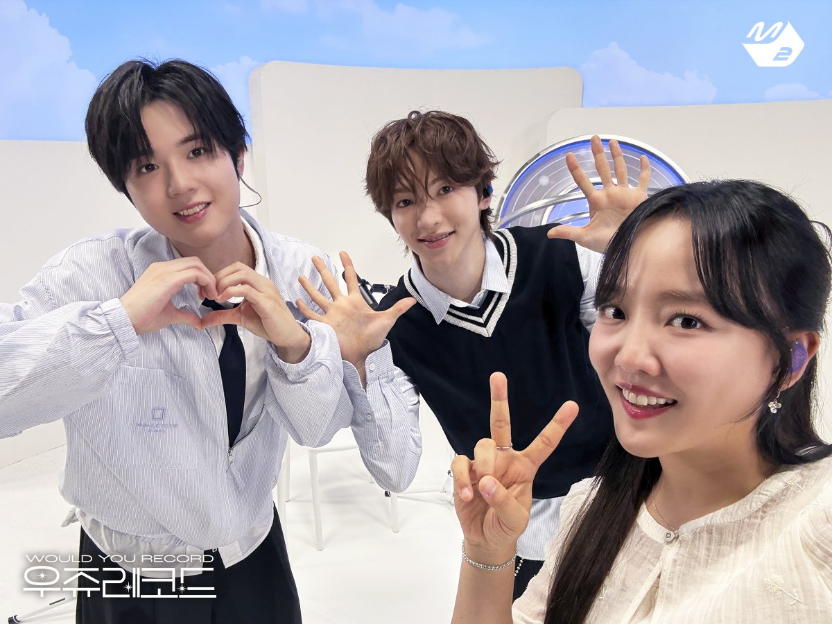 M2MPD's tweet photo. 우주에 울려 퍼질 윤하X다이키X잇사의 목소리
그 행복한 순간의 기록🌌🍀⚾️

[우쥬레코드] 코이키즈 편
▶ https://t.co/0aBCltXUfl

#우쥬레코드 #WOULD_YOU_RECORD
#윤하 #YOUNHA @younhaholic @YOUNHAOfficial
#KO1KEYZ #コイキーズ #코이키즈 @KO1KEYZofficial https://t.co/nXYwIAHGMc