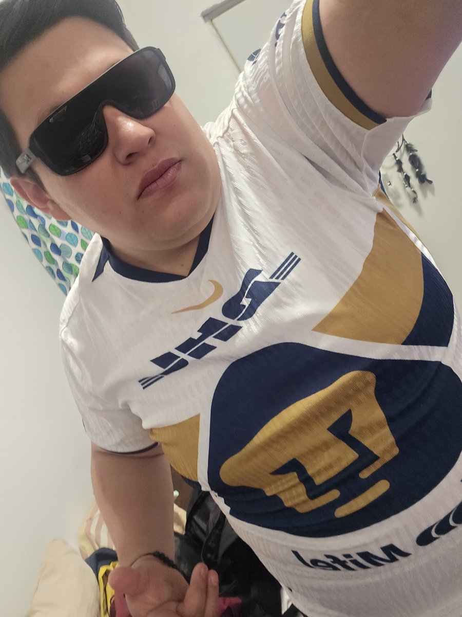Alan_Gtz08's tweet photo. @PumasMX #PumasEsMiFelicidad https://t.co/4gfJuiP8Rd